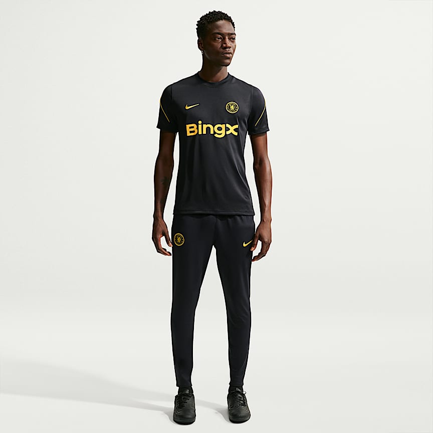 Chelsea F.C. Strike Men's Nike Dri-FIT Football Knit Drill Top